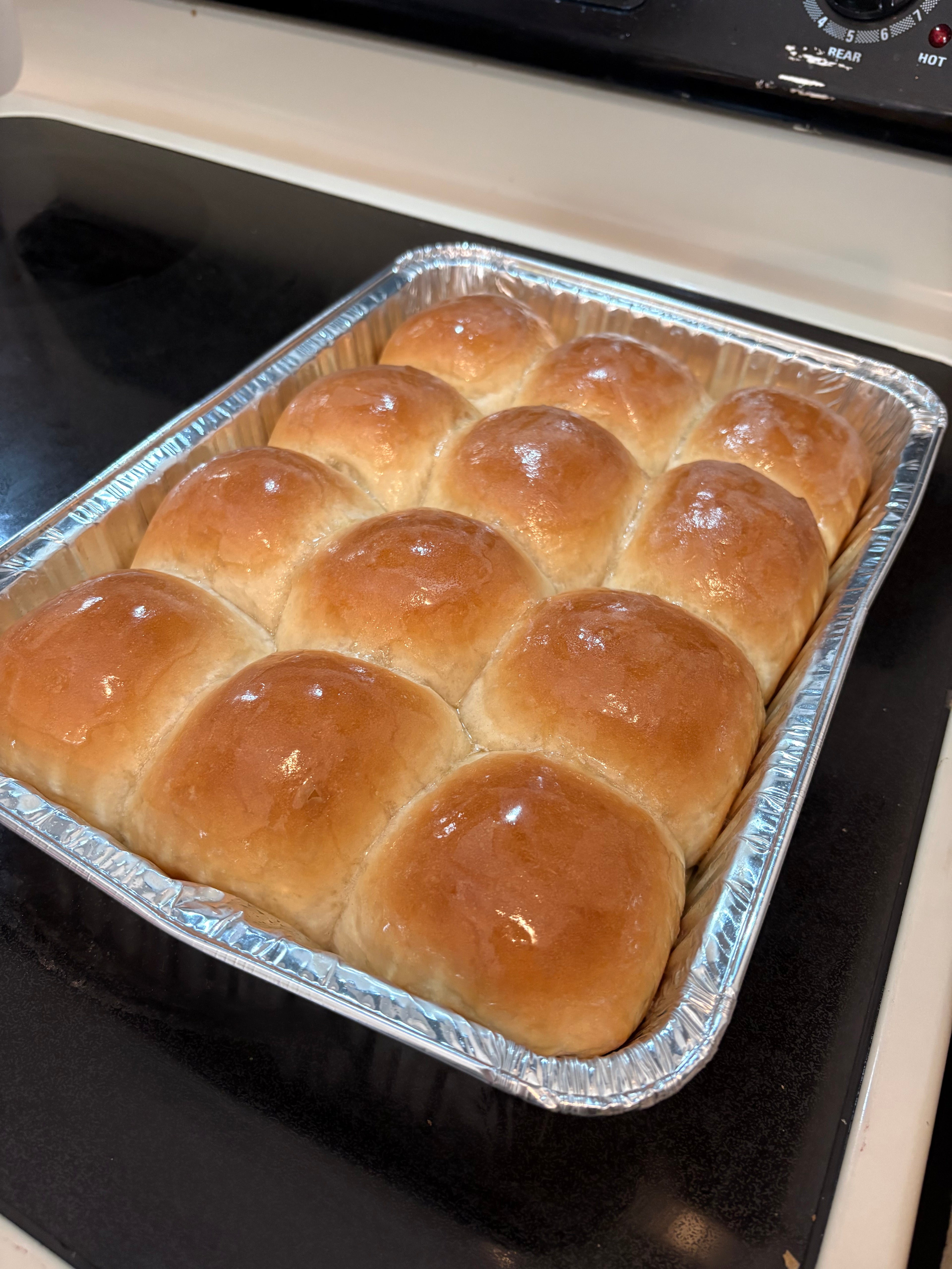 Honey Wheat Dinner Rolls (1 Dozen)